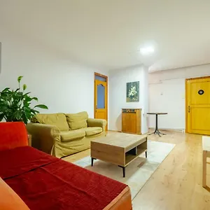  Apartment Flat 800 M To Metro Station In Sisli