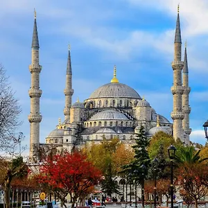 Norah Istanbul